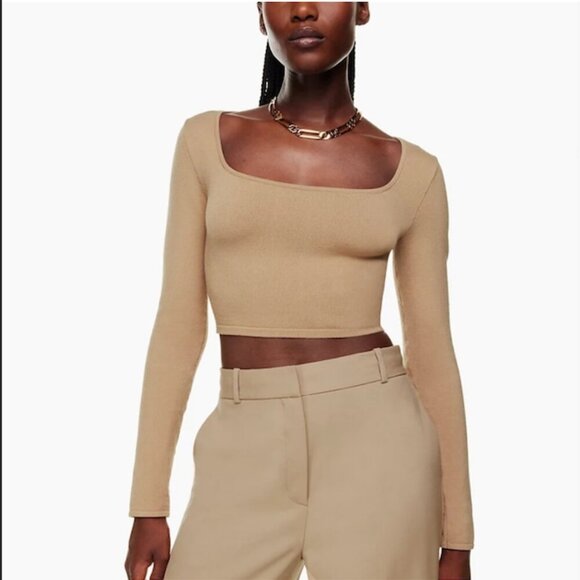 Babaton Tops - Aritzia Babaton Beige Sculpt Knit Long Sleeve Top XS
